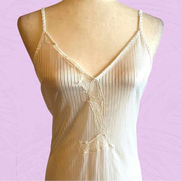 Vintage white nylon maxi slip dress - Picture 3 of 14